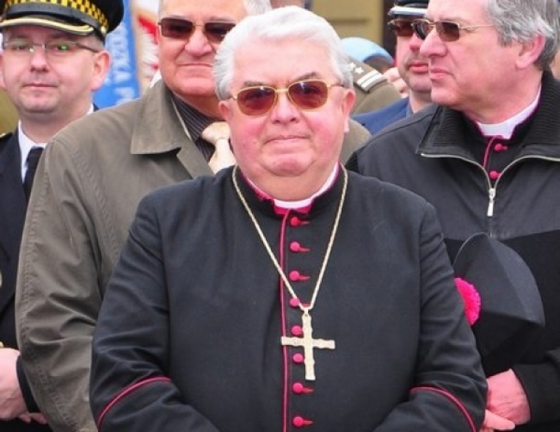Olszewski pyta biskupa jak zamierza przeciwdziałać pedofilii