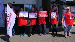 Pracownicy brytyjskiego Tesco protestowali przed wyzyskiem
