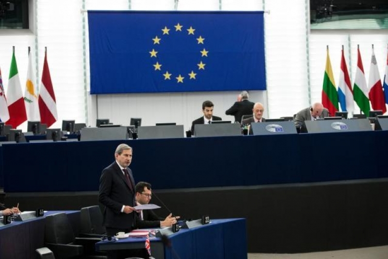 60 chętnych do Parlamentu Europejskiego