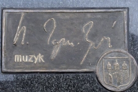 Ich podpisy ubogacą Aleje Bydgoskich Autografów