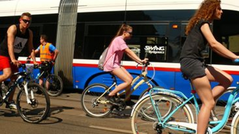 Jest przetarg na rower miejski w 2022 roku.  Kolejny rok starymi rowerami