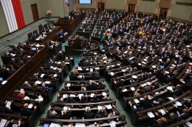 Sejm odrzucił poprawki Senatu do budżetu państwa. Opozycja uważa, że na obwodnicę Kruszwicy długo poczekamy