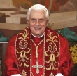 O. Lombardii: Intelekt papieża Benedykta XVI jest nadal błyskotliwy