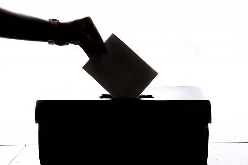 Państwowa Komisja Wyborcza apeluj o poszanowanie godności człowieka w kampanii wyborczej