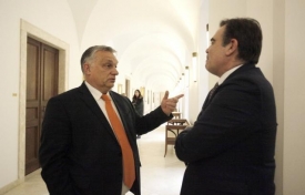 Fidesz Orbana po raz czwarty wygrywa wybory na Węgrzech przy wysokiej frekwencji. Ostatnie tygodnie zachwiały jednak pozycją międzynarodową kraju