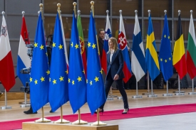 Przegląd Zagraniczny: W Europie wraca dyskusja o bliższej integracji, kosztem kompetencji państw narodowych