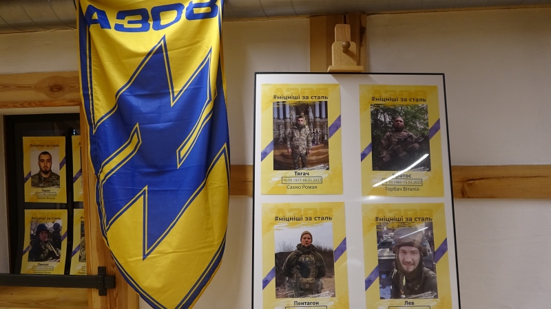 W zadumie, z gośćmi z Ukrainy, wspominamy ukraińskich bohaterów