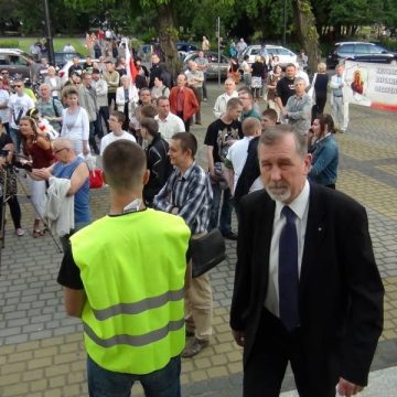 Współpracownik Dombrowicza nie dopuścił do głosu kandydata PiS