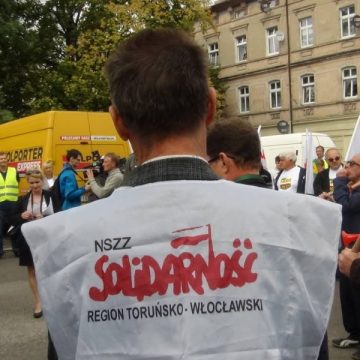 Kolejni protestujący zabrani do szpitala