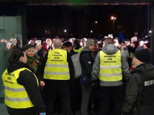 4940effd74465997ee08dd138e5526b7