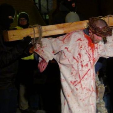 8ee9b13ea7648763e517994d9dfe8c1c ,,W jej oczach”