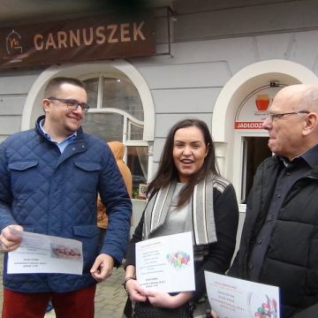 Apelują, aby w święta pamiętać o potrzebujących