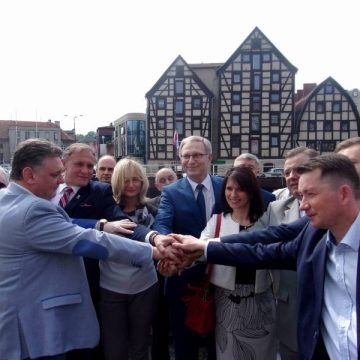 Latos: Prezydent nie powinien dzielić, ale powinien łączyć