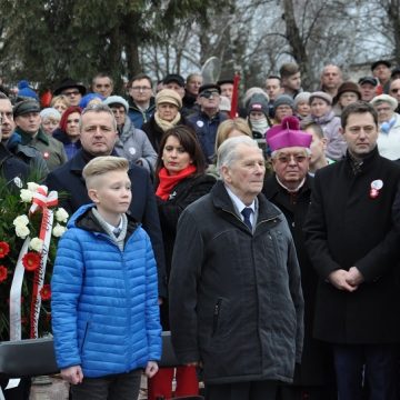 Zmarł Jan Głodek – zasłużony dla harcerstwa. Jeszcze kilka tygodni temu odsłaniał ważny dla społeczności pomnik