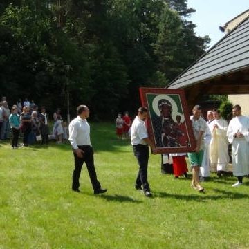 W Smukale uroczyście wprowadzono wizerunek Królowej Polski