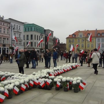 Podkreślają, że dzieje Polski zawsze łączyły się z katolicyzmem