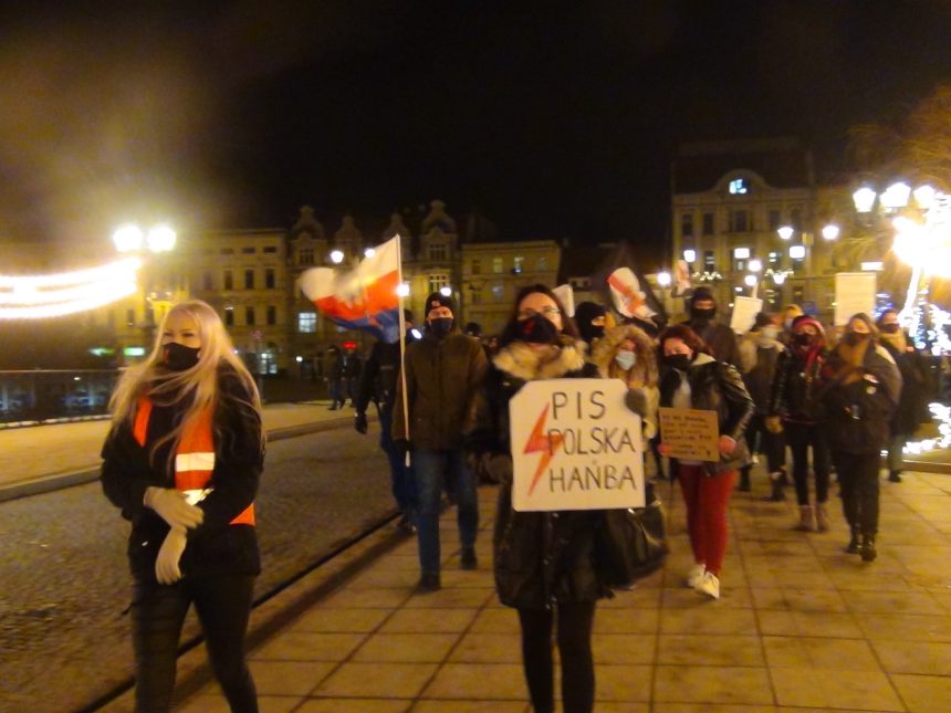 ,,Rada Miasta Bydgoszczy wyraża dezaprobatę dla bezprawnych  działań policji”