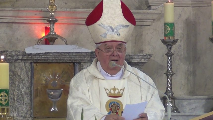 Rezygnacja biskupa Tyrawy głośna w świecie katolickim