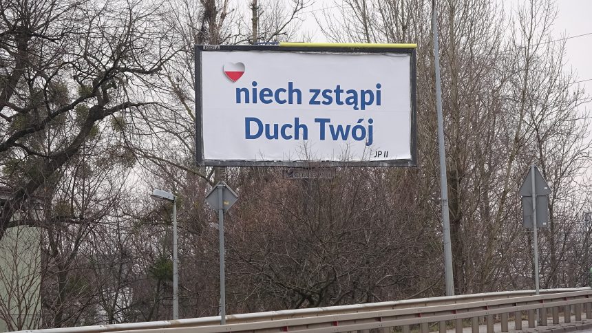 Bilboardy: Niech zstąpi Duch Twój. Tajemnicza kampania outdorowa