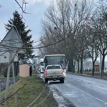 Pasażerowie podejrzewali, że kierowca może być pijany. Dokonali obywatelskiego zatrzymania