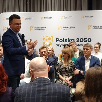 Hołownia w Bydgoszczy mówił o Polsce jako drugiej Szwajcarii