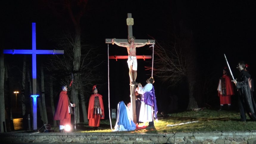 Wielki Tydzień rozpoczęliśmy od Misteriów Męki Pańskiej