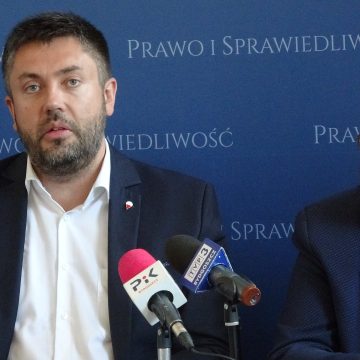 Radni PiS-u zarzucają, że ratusz w swoich mediach reklamuje alkohol. Sprawie przyjrzy się prokuratura