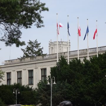 Najnowsze sondaże w okręgu bydgoskim mogą być powodem dla niepokojów również dla opozycji demokratycznej