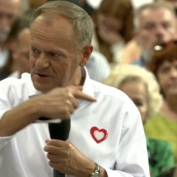 Tusk o aktywistach klimatycznych: Ci bardzo młodzi ludzie myślą realistycznie