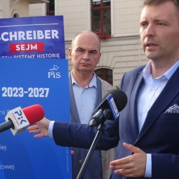 Kandydaci PiS mówią o swoich zamiarach na nową kadencję, opozycja organizuje w piątek marsz i wiec