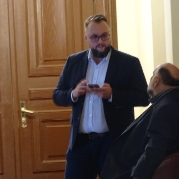 Awantura na Radzie Miasta o klauzule antydyskryminacyjne