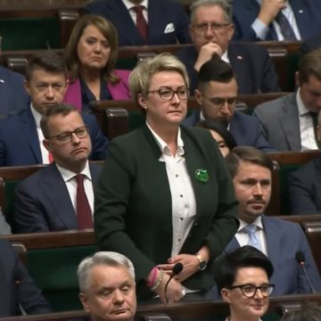 Posłanka PSL na dyrektora biura wzięła osobę, której przeszkadzało promowanie szczepień