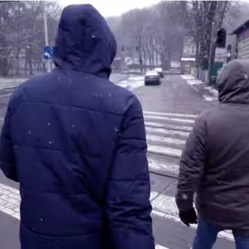 c2134208bf1e51738779bbae1e4fe39f Pieszy z tramwajem nie ma szans. Spot policji