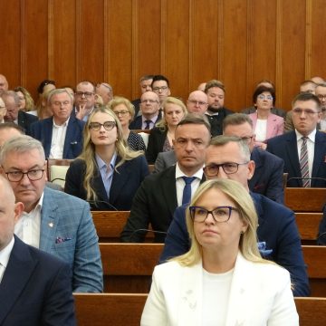 Metodą salami znaczenie Bydgoszczy w samorządzie województwa jest okrajane