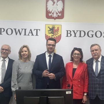 Powiat bydgoski ma nowego starostę. Radni byli niemal jednomyślni