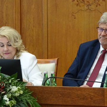 PO odcina się od koalicji w powiecie. Wobec radnych mogą być wyciągnięte sankcje partyjne