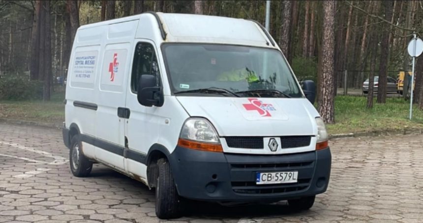 Bydgoski szpital przekazał na Ukrainę samochód. Będzie pomagał ewakuować rannych z frontu