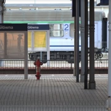 Za kilka dni będzie pociąg więcej do Warszawy Centralnej