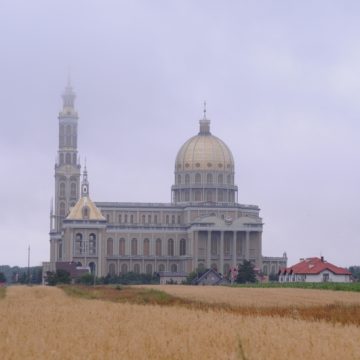 Licheń stał się miejscem spotkania dla pielgrzymów