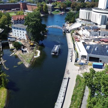 Bydgoskie biuro pielgrzymkowe dostało kasę na houseboata, a ktoś inny na ekspres do kawy. Można robić z tego aferę, ale my też będziemy tego beneficjentami (komentarz)