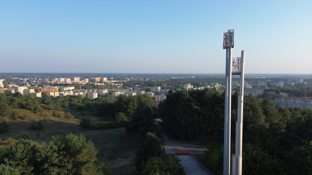 Rusza proces naprawy pomnika w Dolinie Śmierci. Na razie prace dokumentacyjne