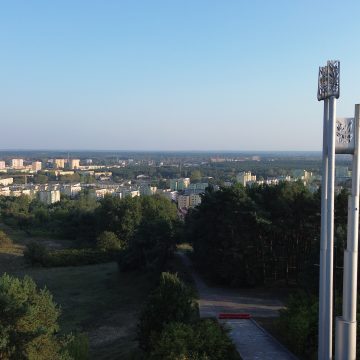 Pomnik Poległych w Dolinie Śmierci jest w fatalnym stanie