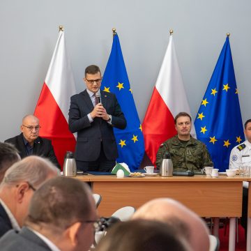 16_9 Zespół reagowania (1) Wojewoda: Chciałbym publicznie podziękować jednostkom