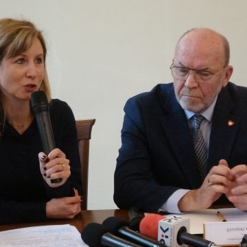 DSC07425 Zespół parlamentarny przełamał oczekiwania izolacji prezydenta Inowrocławia