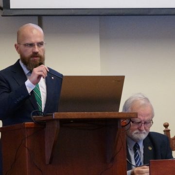 Marszałek i wicemarszałek są mocni tylko w murach toruńskiego urzędu