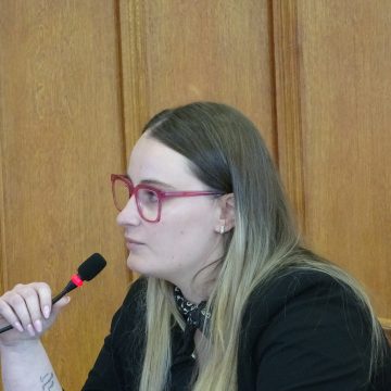 Radna domaga się usunięcia publikacji na swój temat oraz niepisania o niej w przyszłości. Byłby to koniec kontroli społecznej