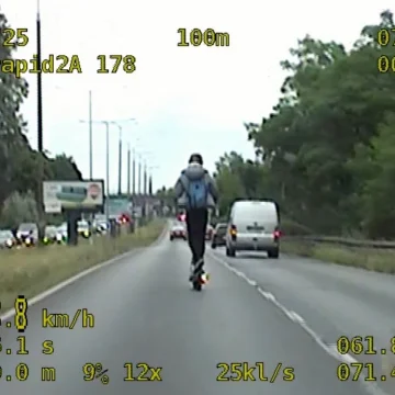 Wzrasta liczba wypadków z udziałem hulajnóg elektrycznych