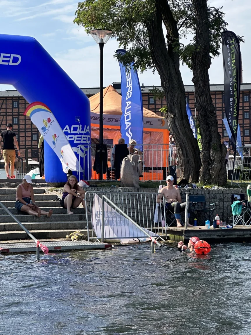 IMG_0228 Wyspa Młyńska przygotowuje się na całodobowe zawody pływackie