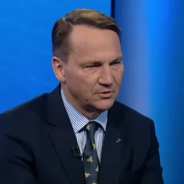 Co NATO zyskuje dzięki JATEC?  Minister Sikorski mówi o kluczowych zdolnościach