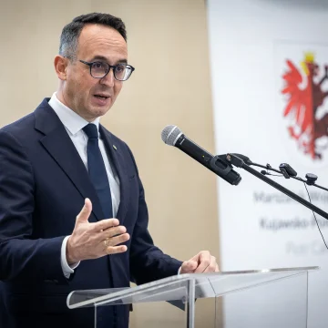 Fact Checking: Pociągi do  Trójmiasta pojadą o 20 minut szybciej. Niemożliwe, bo po tej trasie w ogóle nie jeżdżą